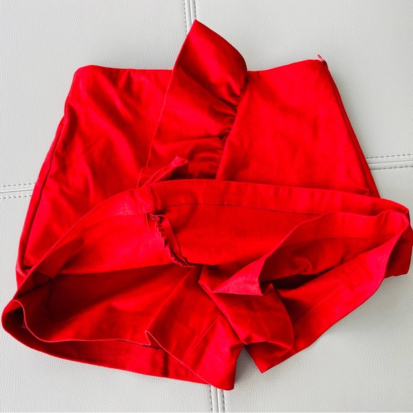 NWT! ZARA Faux Suede Asymmetrical Ruffle Skort Shorts Mini Skirt in RED Size XS - Picture 3 of 16